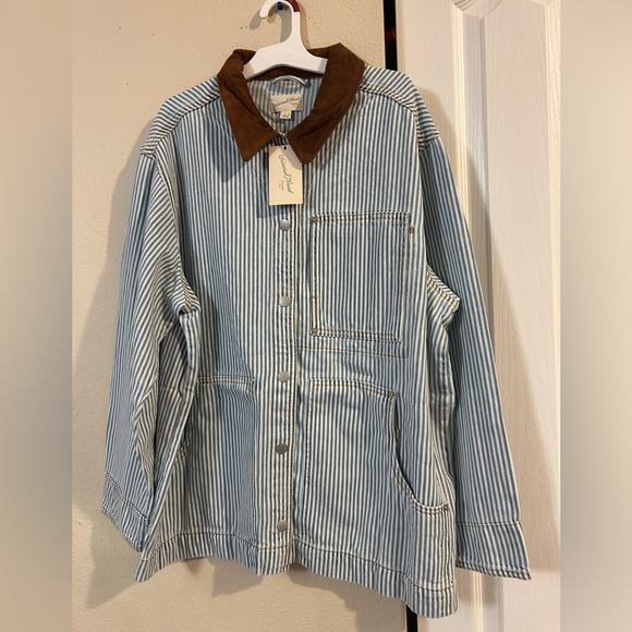 Universal Thread Blue Striped Jacket with brown Corduroy Collar - Picture 2 of 6